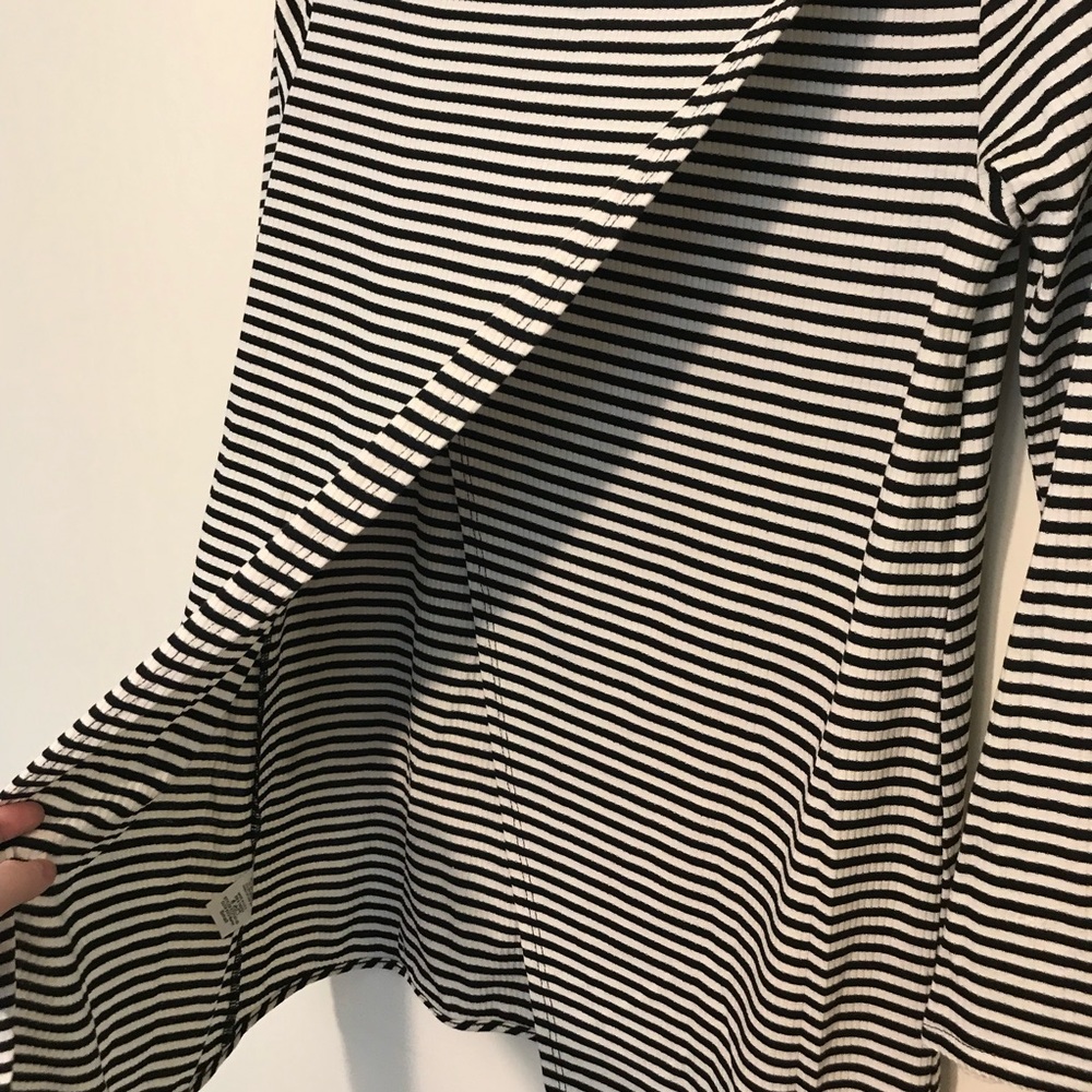 Fantastic Fawn striped Split Back Tee - Picture 5 of 5